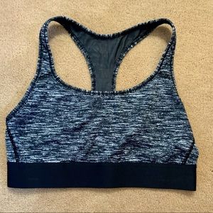 Victoria’s Secret Sport black space-dye sports bra